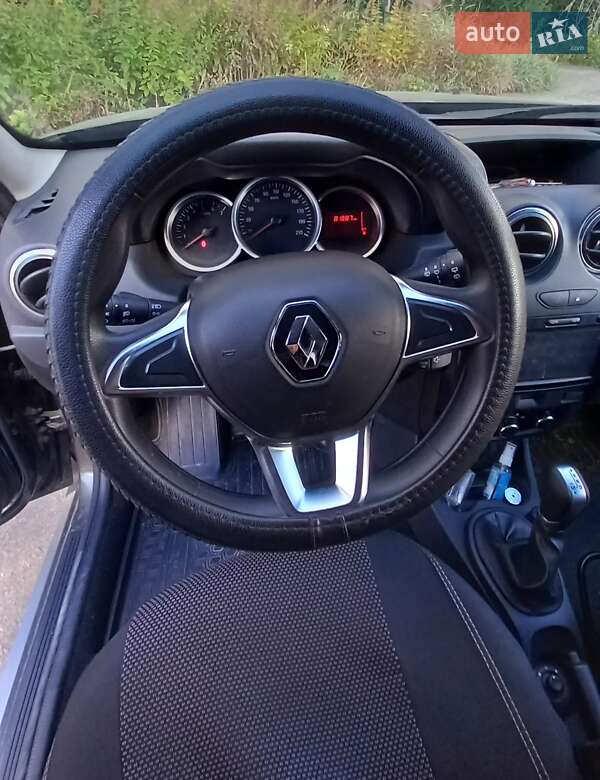 Внедорожник / Кроссовер Renault Duster 2017 в Ивано-Франковске фото 6 Внедорожник / Кроссовер Renault Duster 2017 в Ивано-Франковске