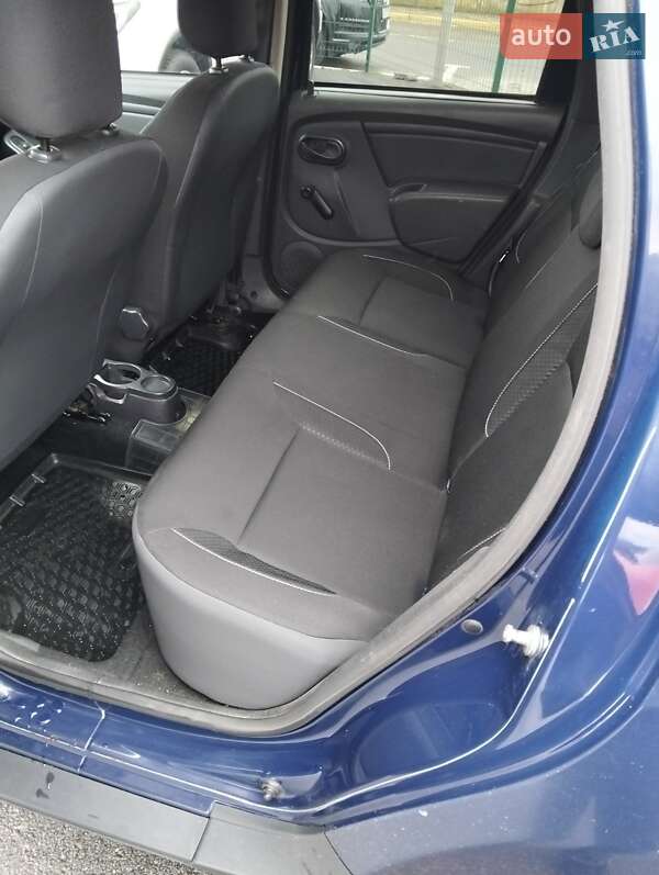 Позашляховик / Кросовер Renault Duster 2017 в Житомирі фото 2 Позашляховик / Кросовер Renault Duster 2017 в Житомирі