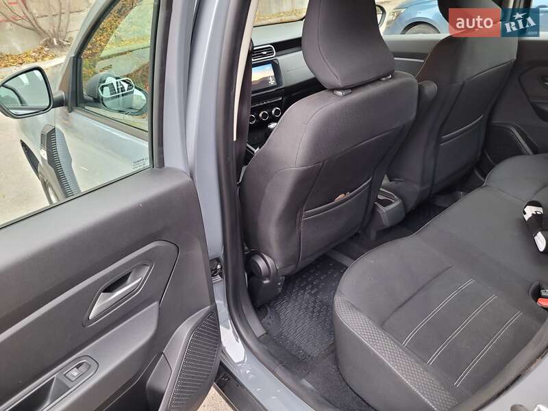 Позашляховик / Кросовер Renault Duster 2023 в Запоріжжі