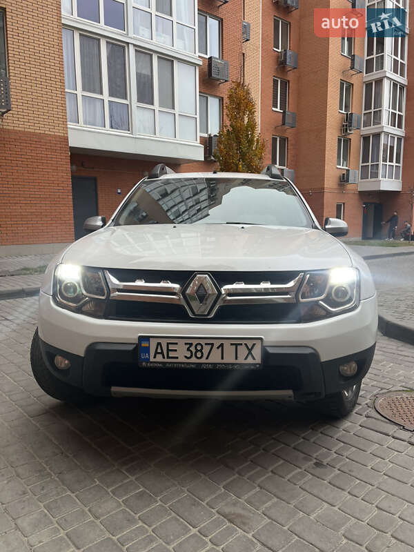 Внедорожник / Кроссовер Renault Duster 2017 в Днепре фото 2 Внедорожник / Кроссовер Renault Duster 2017 в Днепре