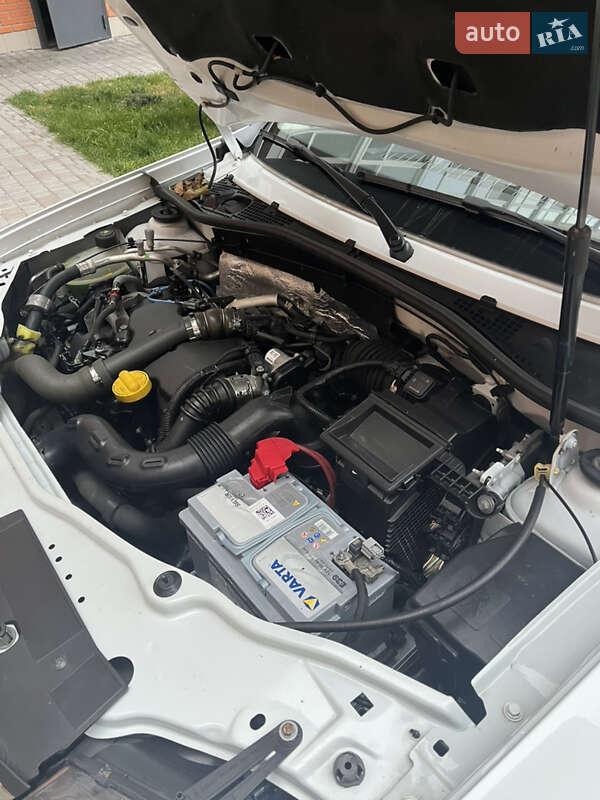 Внедорожник / Кроссовер Renault Duster 2017 в Днепре фото 16 Внедорожник / Кроссовер Renault Duster 2017 в Днепре