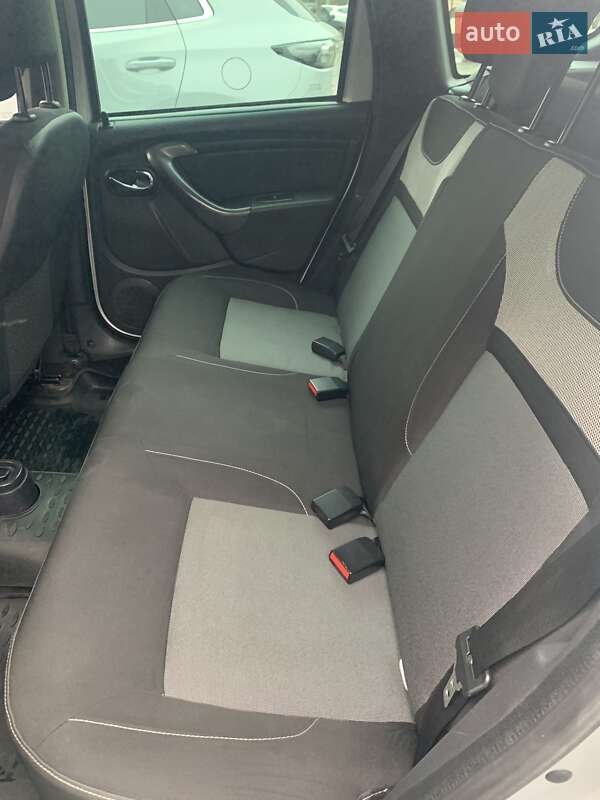 Позашляховик / Кросовер Renault Duster 2015 в Одесі фото 11 Позашляховик / Кросовер Renault Duster 2015 в Одесі