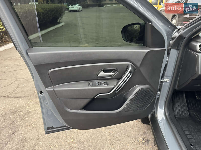 Внедорожник / Кроссовер Renault Duster 2023 в Каменском