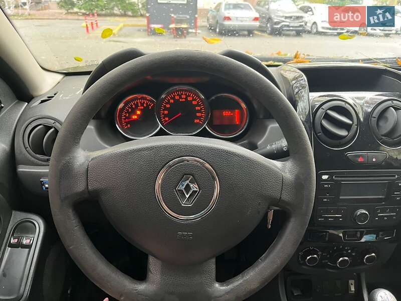 Внедорожник / Кроссовер Renault Duster 2015 в Киеве