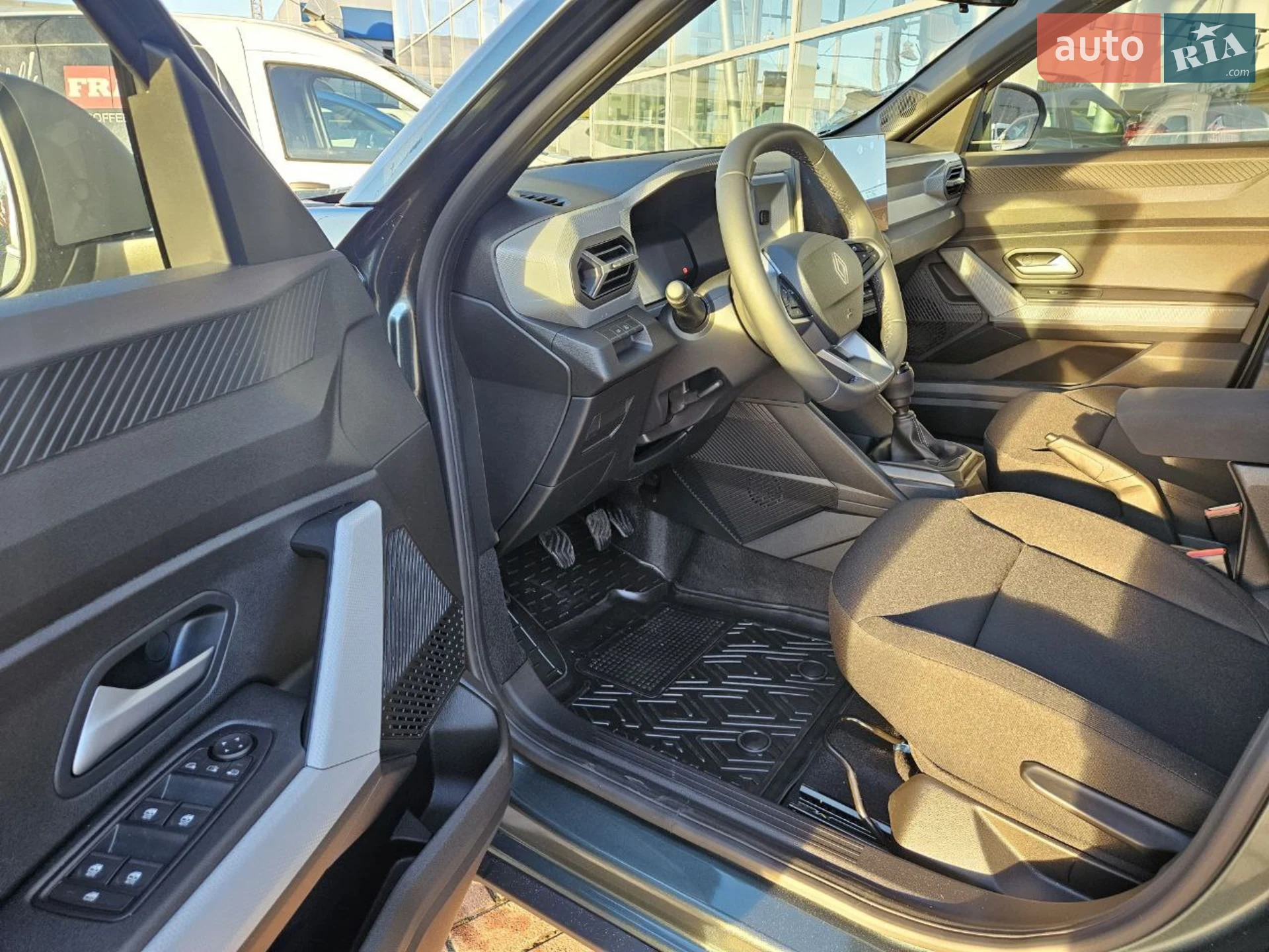 2025 Renault Duster - мініатюра 23