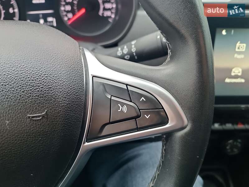 Внедорожник / Кроссовер Renault Duster 2023 в Полтаве