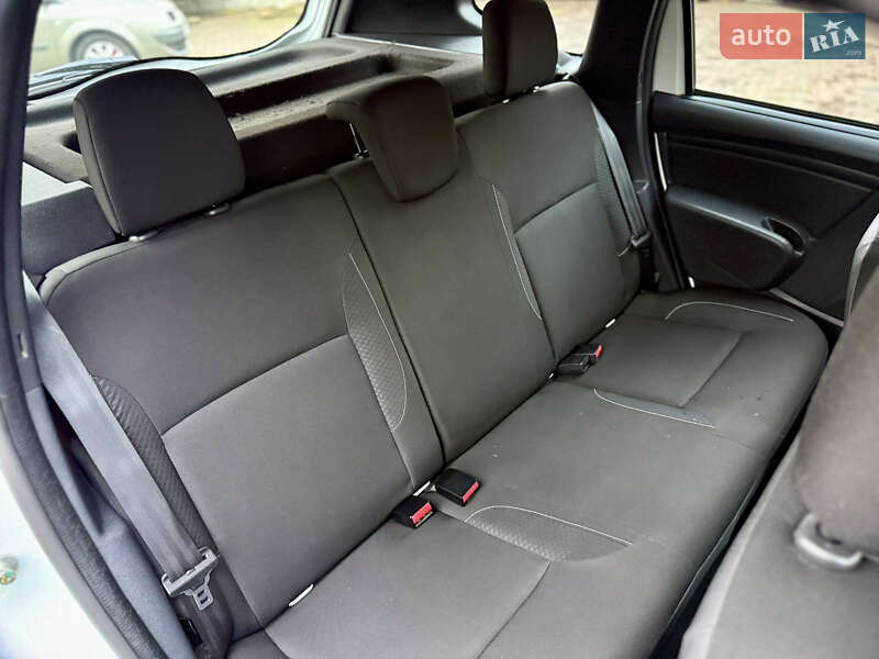 Внедорожник / Кроссовер Renault Duster 2017 в Запорожье фото 30 Внедорожник / Кроссовер Renault Duster 2017 в Запорожье