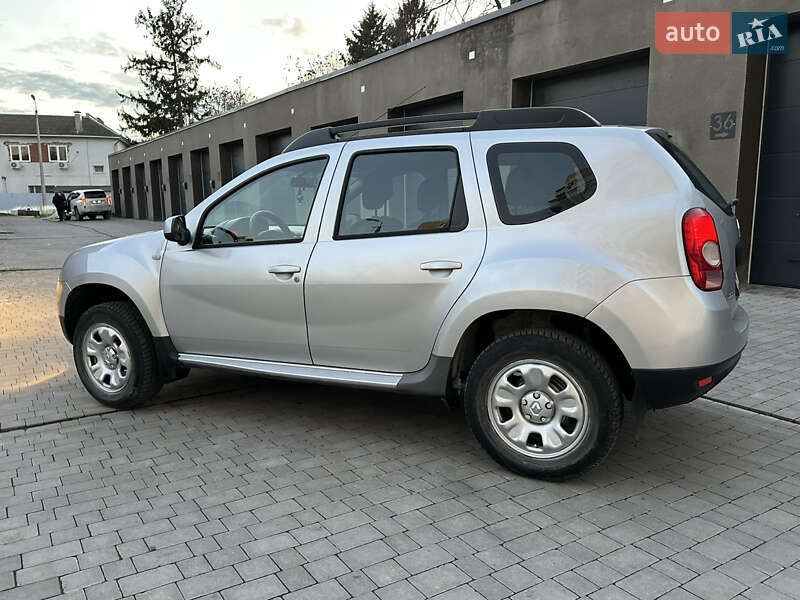 Внедорожник / Кроссовер Renault Duster 2010 в Каменец-Подольском