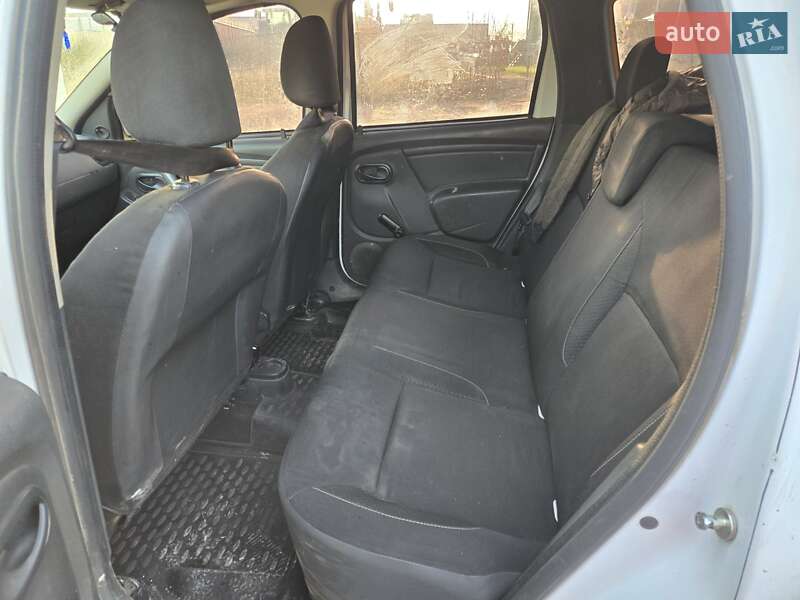 Позашляховик / Кросовер Renault Duster 2017 в Тернополі фото 3 Позашляховик / Кросовер Renault Duster 2017 в Тернополі