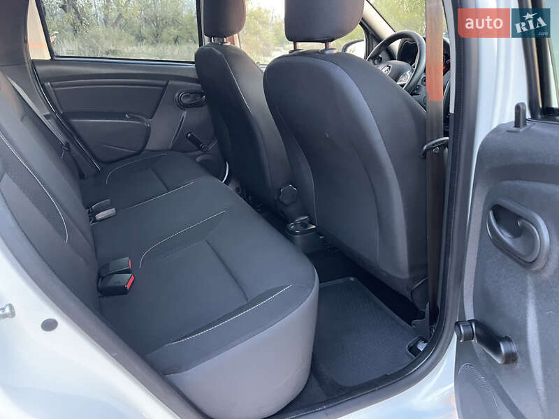 Внедорожник / Кроссовер Renault Duster 2017 в Запорожье фото 47 Внедорожник / Кроссовер Renault Duster 2017 в Запорожье