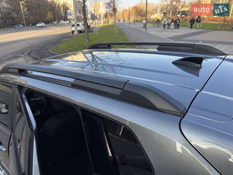 Внедорожник / Кроссовер Renault Duster 2025 в Днепре фото 34 Внедорожник / Кроссовер Renault Duster 2025 в Днепре