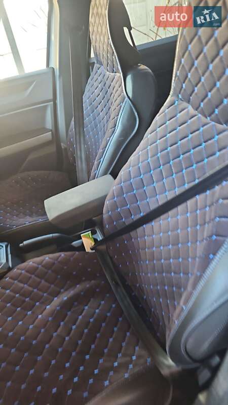 Позашляховик / Кросовер Renault Duster 2025 в Запоріжжі