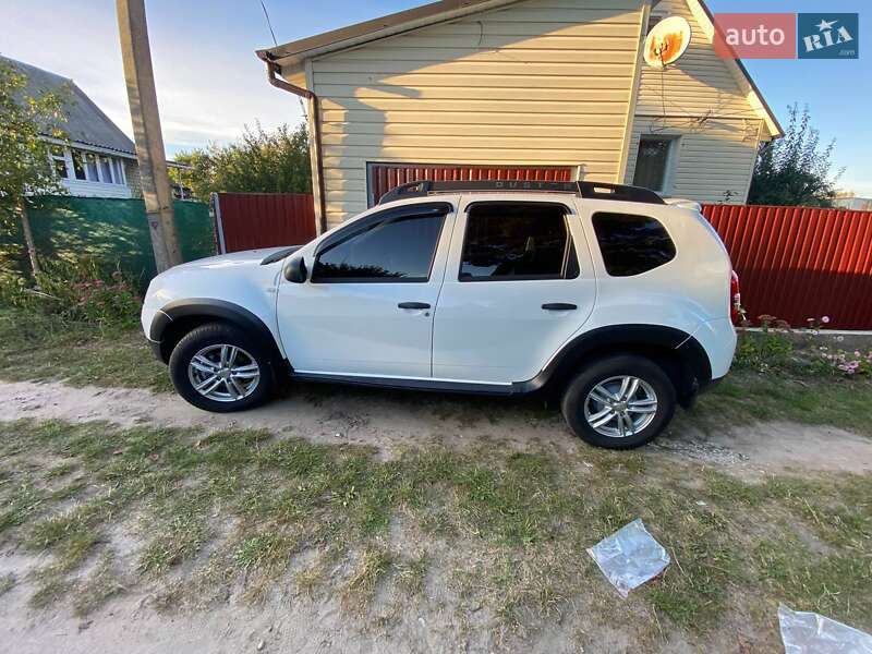 Внедорожник / Кроссовер Renault Duster 2017 в Киеве