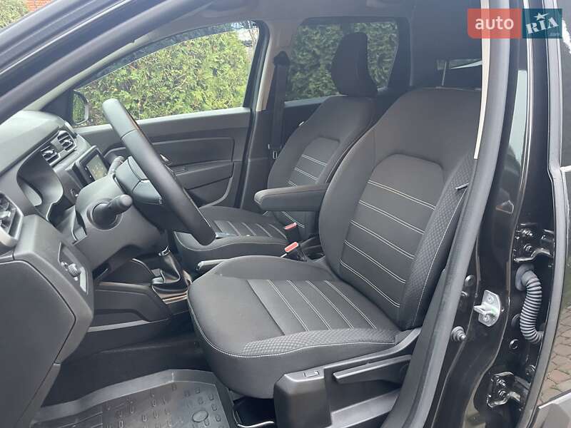 Внедорожник / Кроссовер Renault Duster 2023 в Киеве фото 12 Внедорожник / Кроссовер Renault Duster 2023 в Киеве