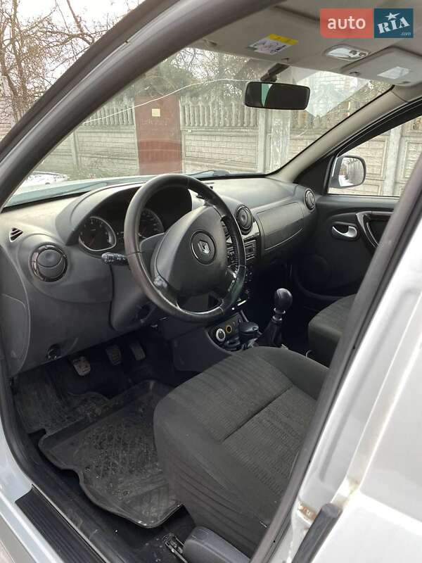Внедорожник / Кроссовер Renault Duster 2010 в Кривом Роге фото 27 Внедорожник / Кроссовер Renault Duster 2010 в Кривом Роге