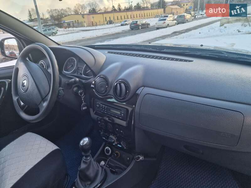 Позашляховик / Кросовер Renault Duster 2010 в Львові фото 26 Позашляховик / Кросовер Renault Duster 2010 в Львові
