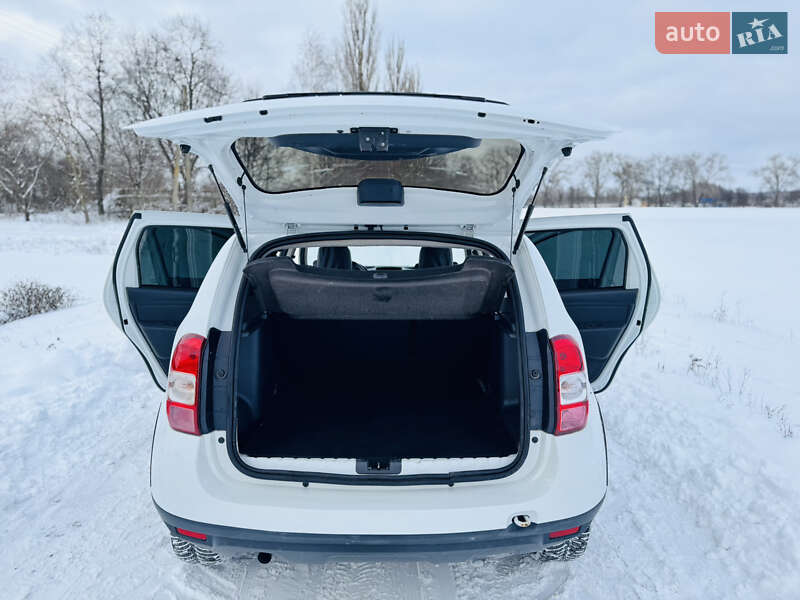 Внедорожник / Кроссовер Renault Duster 2016 в Лохвице