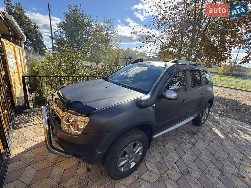 Внедорожник / Кроссовер Renault Duster 2017 в Вознесенске