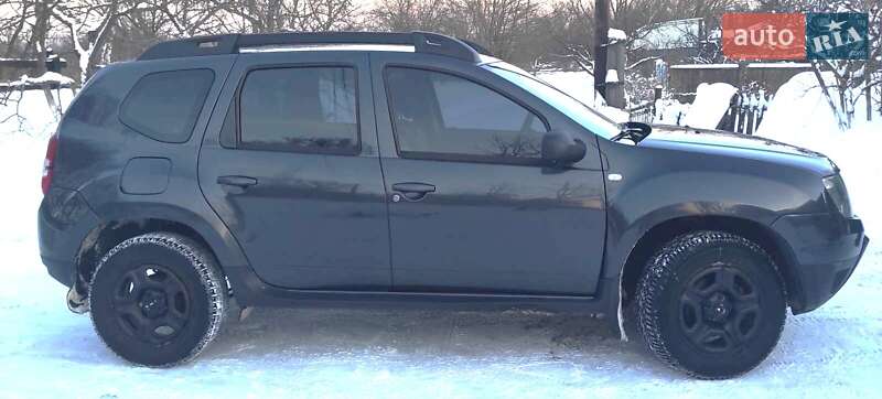 Внедорожник / Кроссовер Renault Duster 2017 в Мене