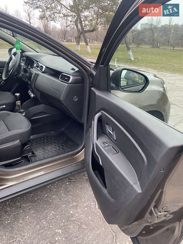 Внедорожник / Кроссовер Renault Duster 2020 в Каменском