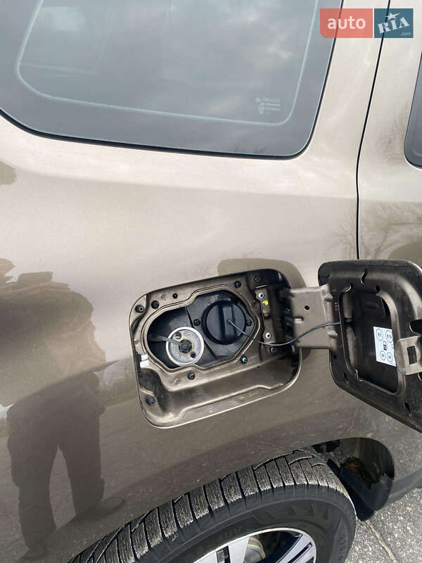 Внедорожник / Кроссовер Renault Duster 2020 в Каменском