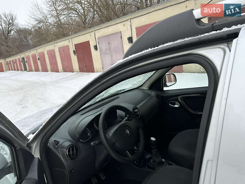 Внедорожник / Кроссовер Renault Duster 2010 в Каменец-Подольском