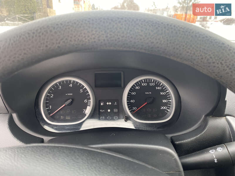 Внедорожник / Кроссовер Renault Duster 2011 в Славутиче фото 23 Внедорожник / Кроссовер Renault Duster 2011 в Славутиче