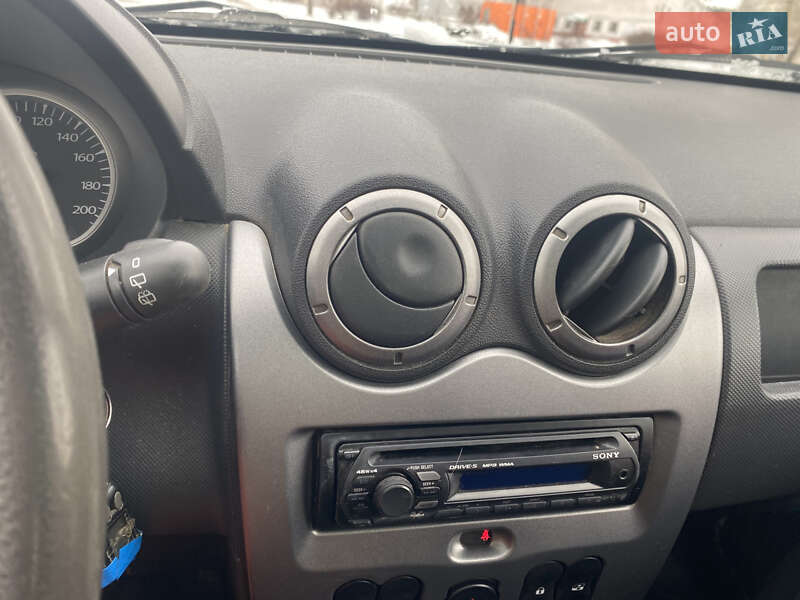 Внедорожник / Кроссовер Renault Duster 2011 в Славутиче фото 42 Внедорожник / Кроссовер Renault Duster 2011 в Славутиче