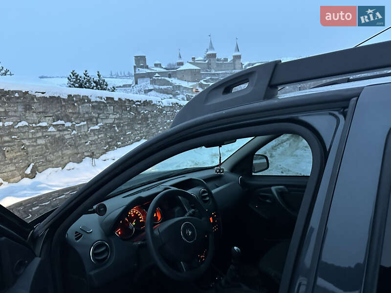 Внедорожник / Кроссовер Renault Duster 2016 в Дунаевцах