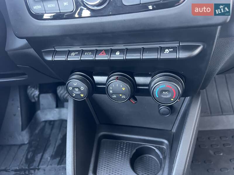 Позашляховик / Кросовер Renault Duster 2020 в Києві