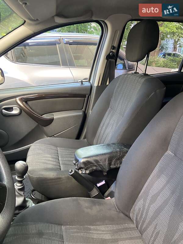 Внедорожник / Кроссовер Renault Duster 2012 в Одессе фото 8 Внедорожник / Кроссовер Renault Duster 2012 в Одессе