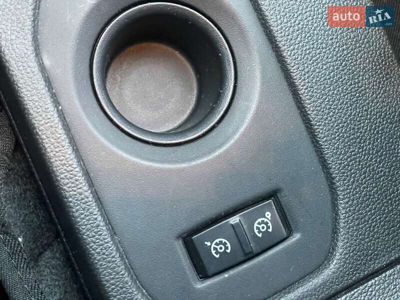 Внедорожник / Кроссовер Renault Duster 2020 в Киеве фото 43 Внедорожник / Кроссовер Renault Duster 2020 в Киеве