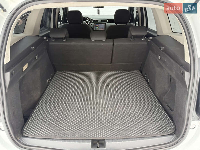 Позашляховик / Кросовер Renault Duster 2019 в Коломиї фото 14 Позашляховик / Кросовер Renault Duster 2019 в Коломиї