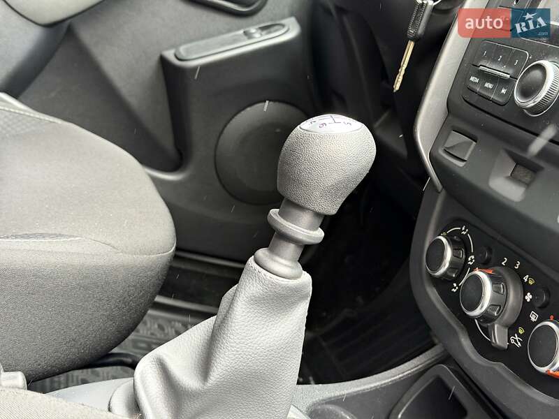 Внедорожник / Кроссовер Renault Duster 2017 в Одессе фото 53 Внедорожник / Кроссовер Renault Duster 2017 в Одессе