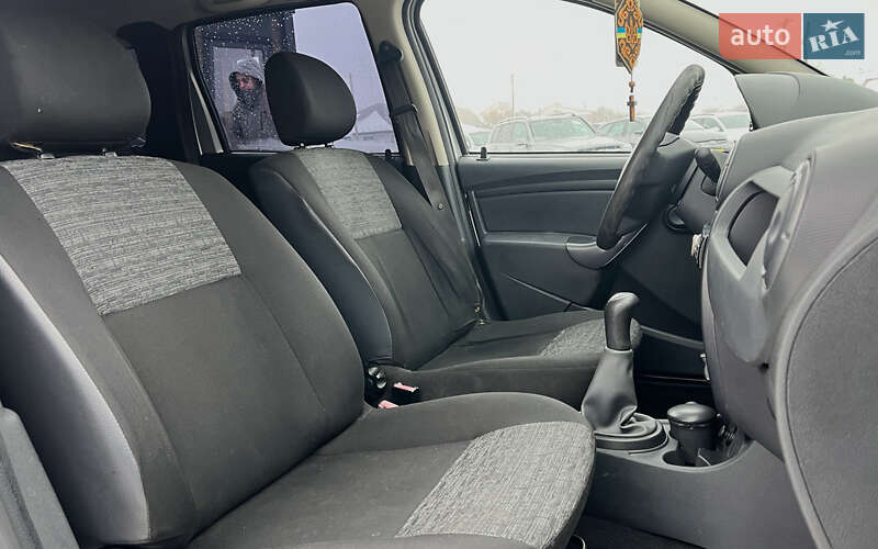 Позашляховик / Кросовер Renault Duster 2013 в Коломиї