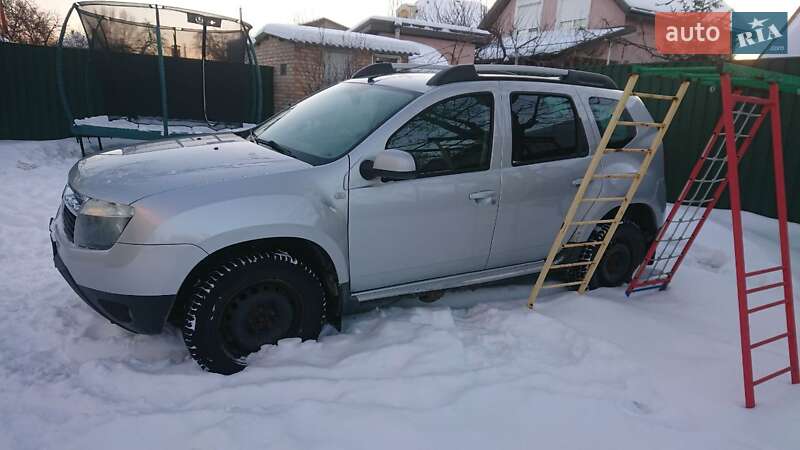 Позашляховик / Кросовер Renault Duster 2011 в Києві