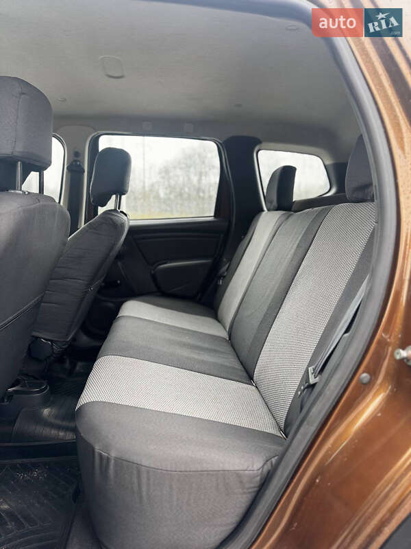 Позашляховик / Кросовер Renault Duster 2014 в Запоріжжі