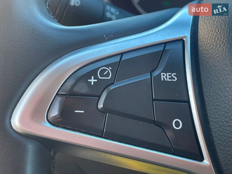 Позашляховик / Кросовер Renault Duster 2020 в Києві