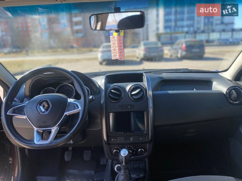 Позашляховик / Кросовер Renault Duster 2017 в Черкасах