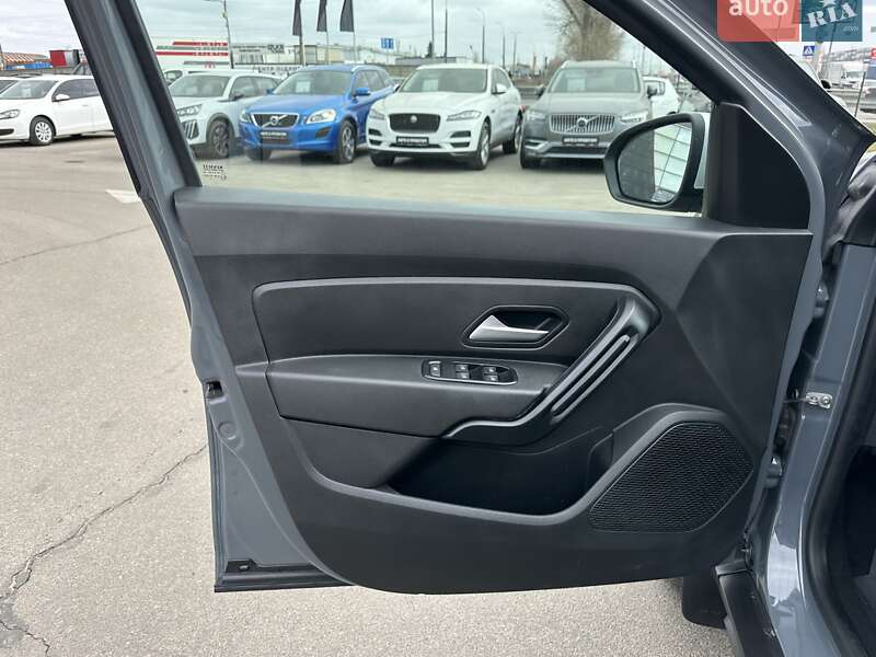 Внедорожник / Кроссовер Renault Duster 2023 в Киеве