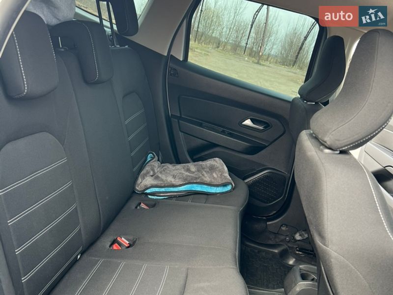 Позашляховик / Кросовер Renault Duster 2022 в Львові фото 13 Позашляховик / Кросовер Renault Duster 2022 в Львові
