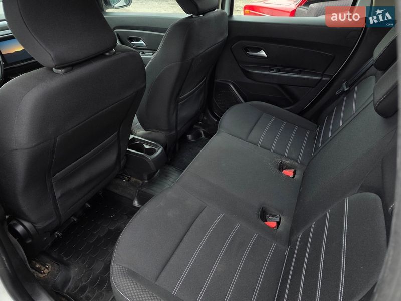 Позашляховик / Кросовер Renault Duster 2021 в Тернополі фото 24 Позашляховик / Кросовер Renault Duster 2021 в Тернополі