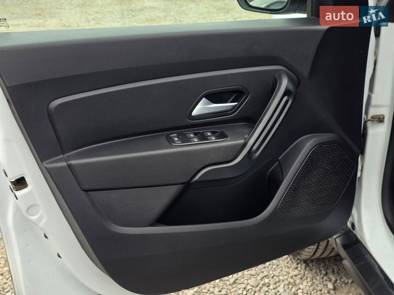 Позашляховик / Кросовер Renault Duster 2021 в Тернополі фото 22 Позашляховик / Кросовер Renault Duster 2021 в Тернополі