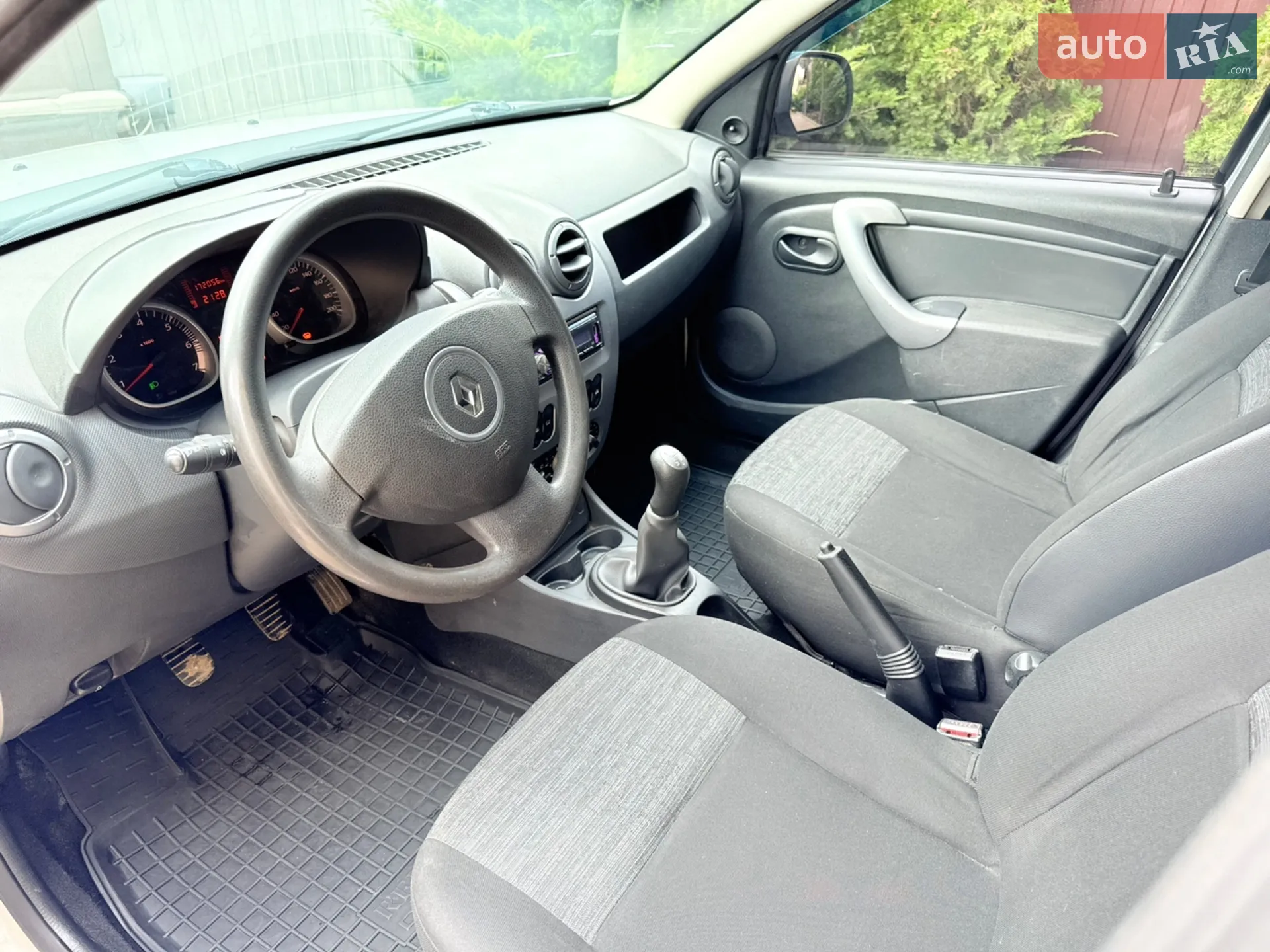 2010 Renault Duster - мініатюра 28