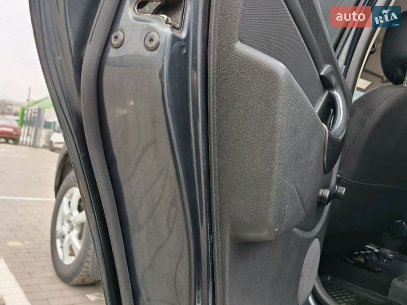 Позашляховик / Кросовер Renault Duster 2016 в Первомайську