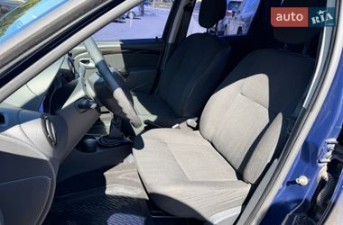 Позашляховик / Кросовер Renault Duster 2011 в Києві