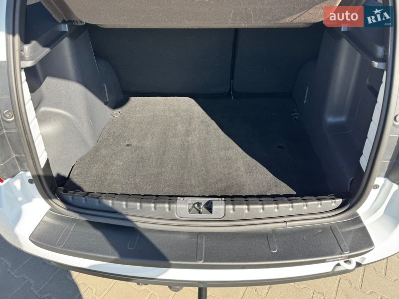 Внедорожник / Кроссовер Renault Duster 2014 в Киеве