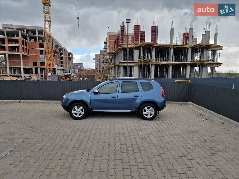 Позашляховик / Кросовер Renault Duster 2010 в Львові