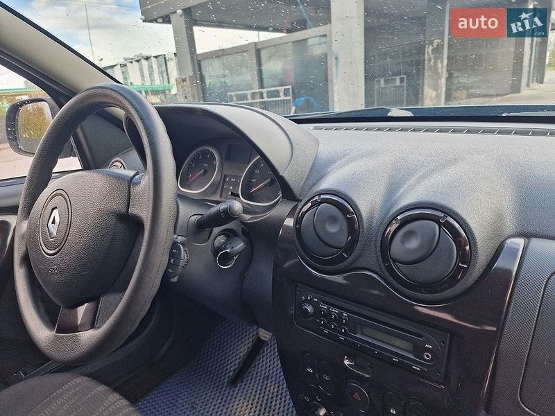 Позашляховик / Кросовер Renault Duster 2010 в Львові