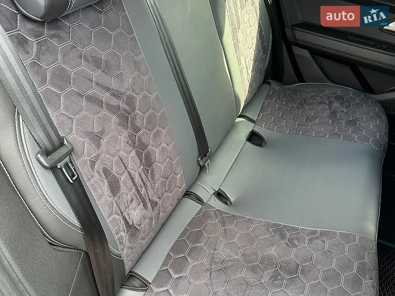 Renault Duster 2025 VIN VF1RJF01073814592 фото оголошення 10 з 42